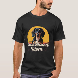 Vintage Retro Sunset Dog Mom Dachshund Pet Owner M T-Shirt