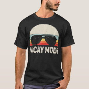 Vintage Retro Vacay Mode Summer Beach Vacation  T-Shirt