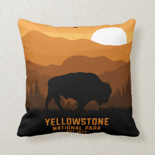 Vintage Retro Yellowstone National Park Wyoming Throw Pillow