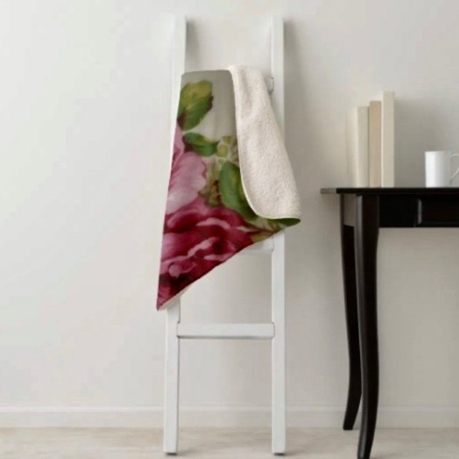 Vintage Rose Elegance  Sherpa Blanket (Creator Uploaded)