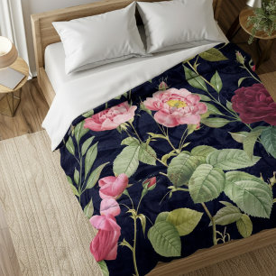 Vintage Roses On A Dark Blue Velvet Design Duvet Cover