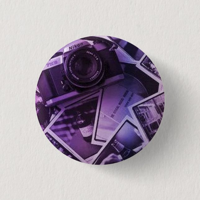 vintage round button (Front)