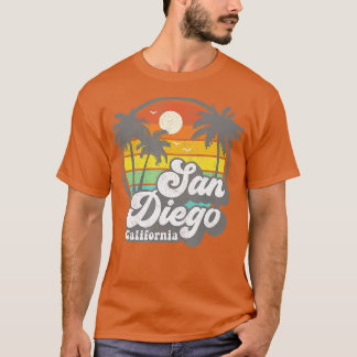 Vintage San Diego Beach California Surfing Retro S T-Shirt