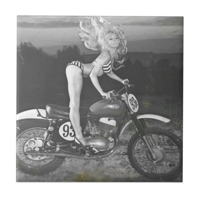 VINTAGE SCRAMBLER AND HOT MODEL. TILE (Front)