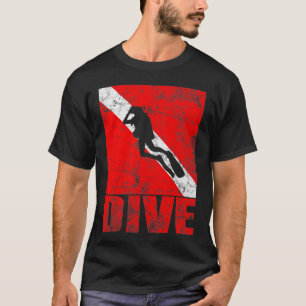 Vintage Scuba Diver Down Flag Distress Ocean Diver T-Shirt