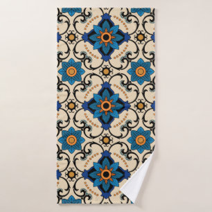 Vintage seamless pattern. Colorful ethnic ornament Bath Towel