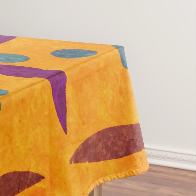 Vintage Simple Floral Tablecloth (In Situ)