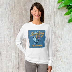 Vintage Skeleton Surfing California Beach T-Shirt