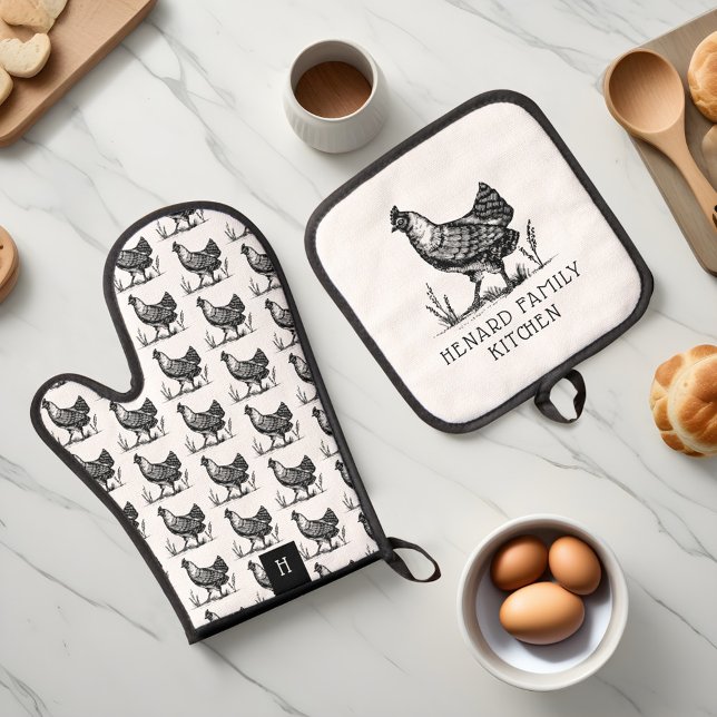 Vintage Sketch Farm Hen Black & White Monogam Oven Mitt & Pot Holder Set (Vintage Sketch Farm Hen Black & White Monogam Oven Mitt & Pot Holder Set)