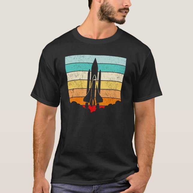 Vintage Spaceship /Space/Spacecraft T-Shirt (Front)