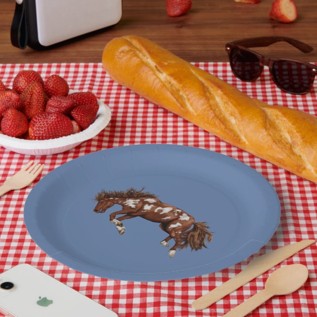 Vintage stallion  paper plates (Picnic)