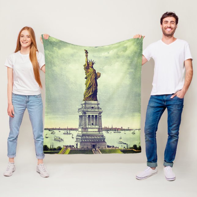 Vintage Statue of Liberty Fleece Blanket (In Situ)