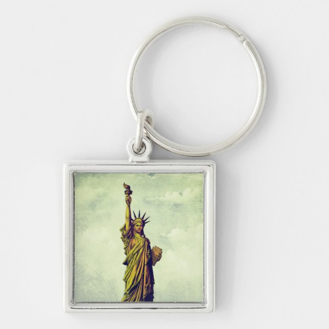 Vintage Statue of Liberty Keychain (Front)