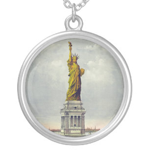 Vintage Statue of Liberty New York Travel Silver Plated Necklace