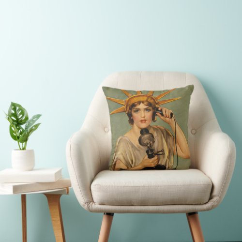 Vintage Statue of Liberty WWI Patriotic War Ad Throw Pillow