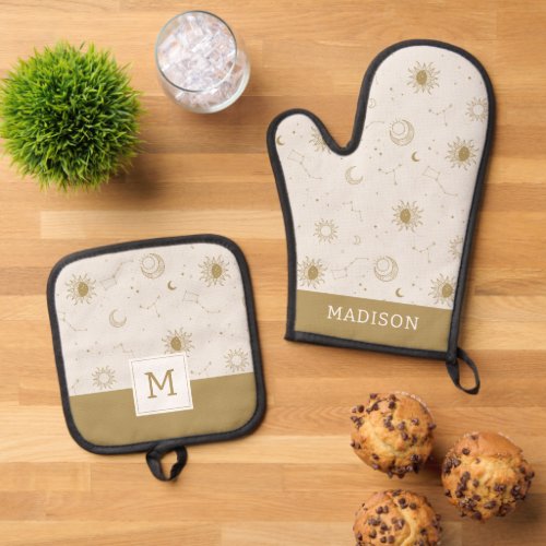 Vintage Style Constellation Pattern Oven Mitt  Pot Holder Set