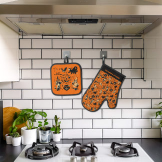 Vintage Style Halloween Graphics Personalized Oven Mitt & Pot Holder Set