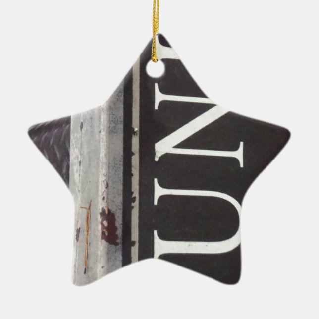 Vintage Tow Truck JUNK SIGN Ceramic Ornament (Front)