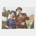 Vintage Travel, Tourists on Vacation Sightseeing Kitchen Towel