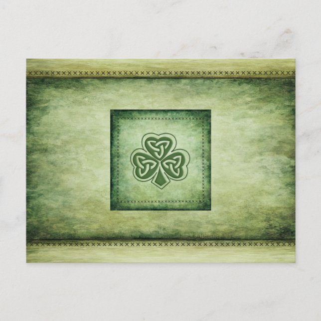 Vintage trendy grundge Irish shamrock Postcard (Front)