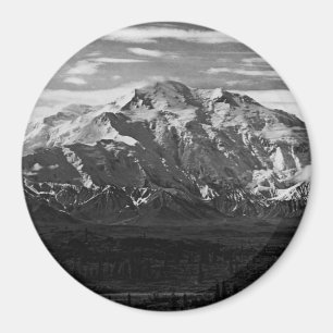 Vintage USA Alaska Mt Mckinley national park Magnet