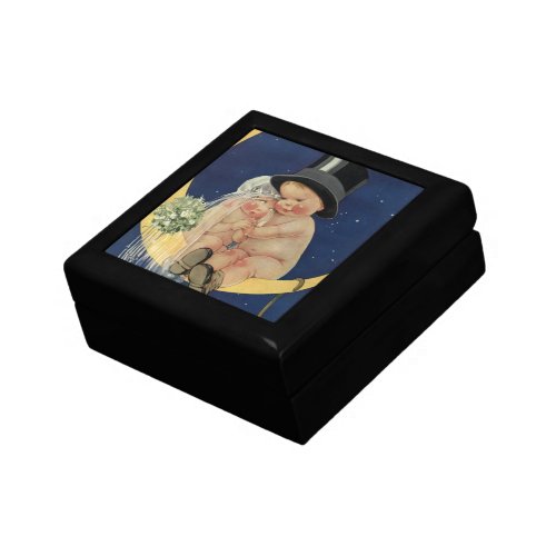 Vintage Wedding Cute Bride and Groom on a Moon Gift Box