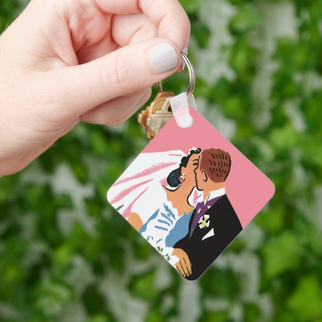 Vintage Wedding, Retro Bride and Groom Kissing Keychain (Hand)