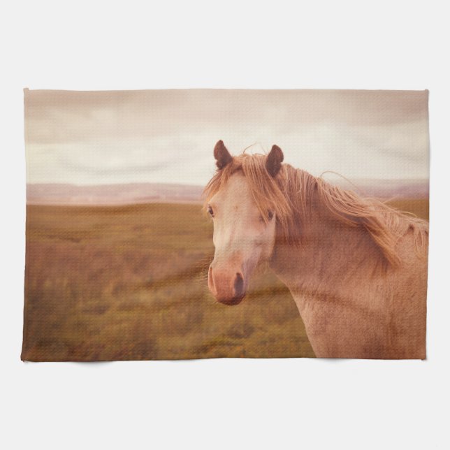 Vintage wild horse towel (Horizontal)