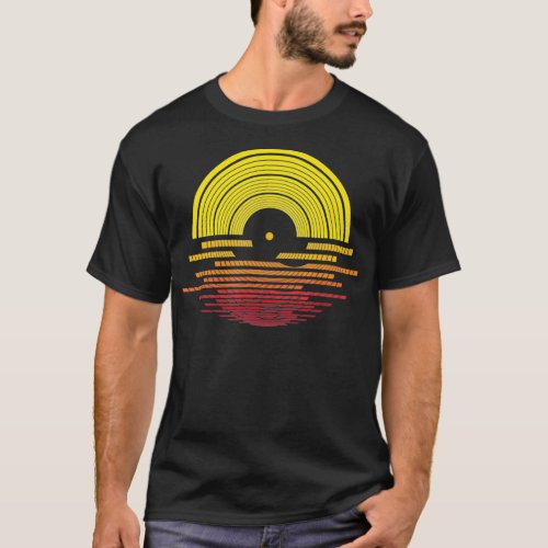 Vinyl Record Vintage Retro Sunset Music DJ T_Shirt