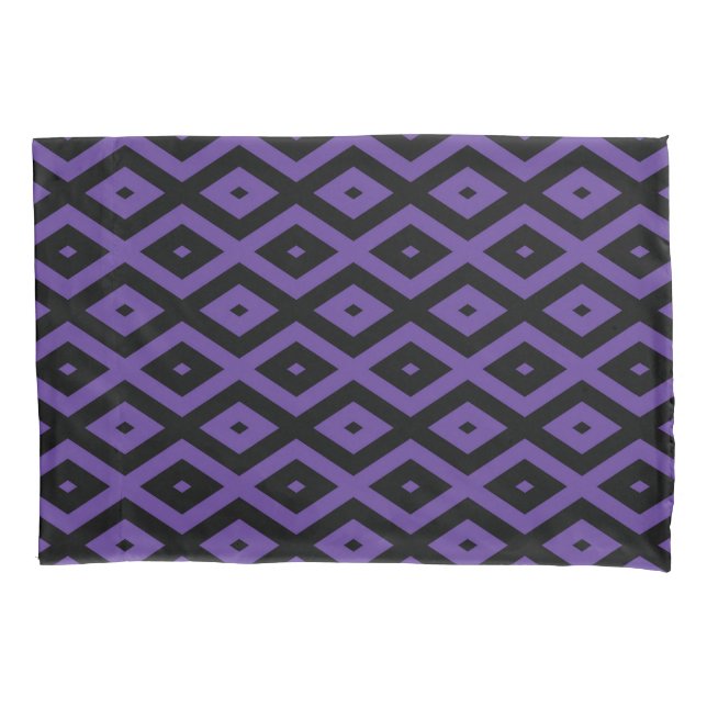 Violet and black diamond pattern pillow case (Front)