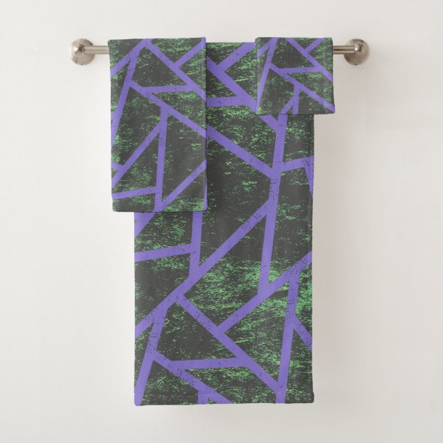 Violet and green mosaic pattern bath towel set (Insitu)