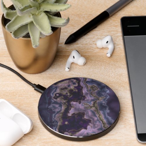 Violet Dark Purple Gray Black Geode Marble Art Wireless Charger