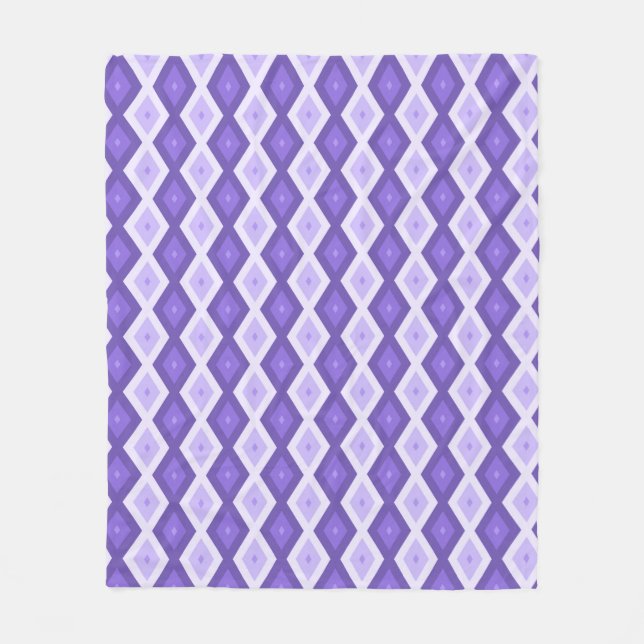 Violet diamond pattern fleece blanket (Front)