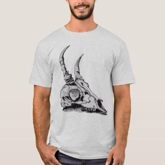 VioletGunmetalArt Men’s Horned Skull t-shirt