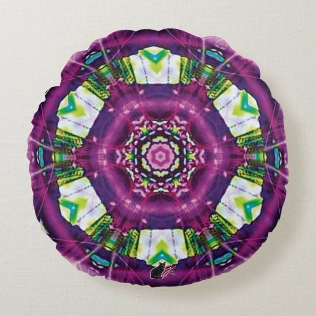 Violette Kaleidoscope  Round Pillow (Front)