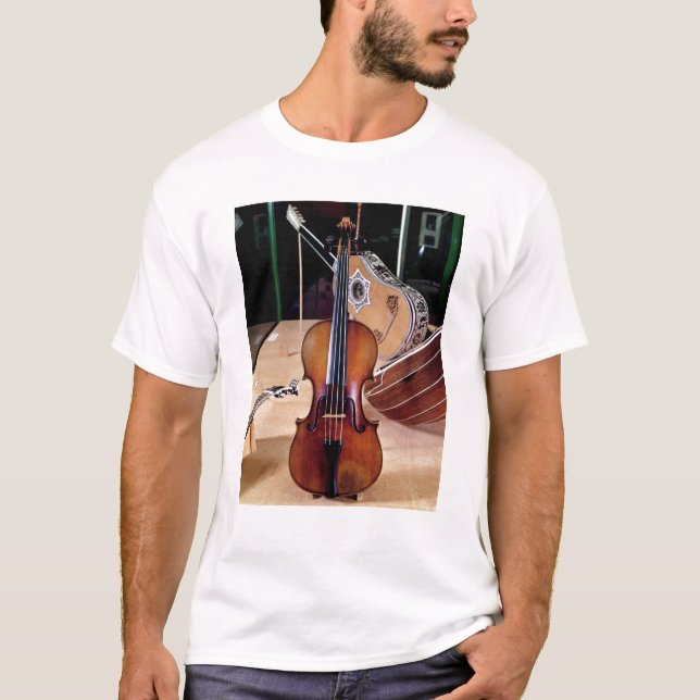 Violin, by Stradivari, Cremona, 1699 (photo; T-Shirt (Front)