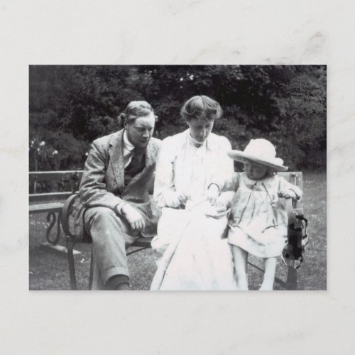 Virginia Woolf with Clive and Julian Bell 1910 Postcard
