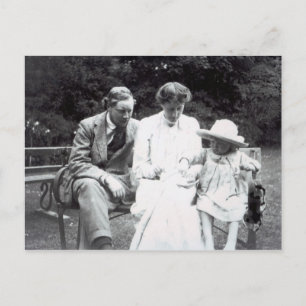 Virginia Woolf with Clive and Julian Bell, 1910 Postcard