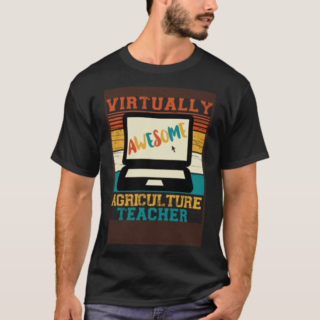 Virtually Awesome Agriculture Teacher  Retro Men & T-Shirt (Front)