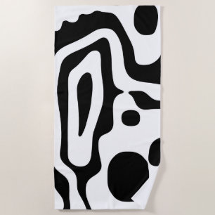 Vise Grip: Abstract Black & White Beach Towel
