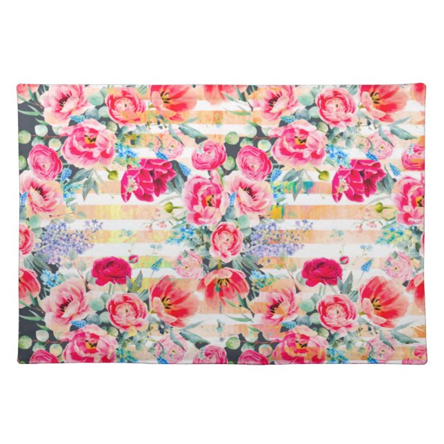 Vivid Pinks Floral Pattern Cloth Placemat (Front)