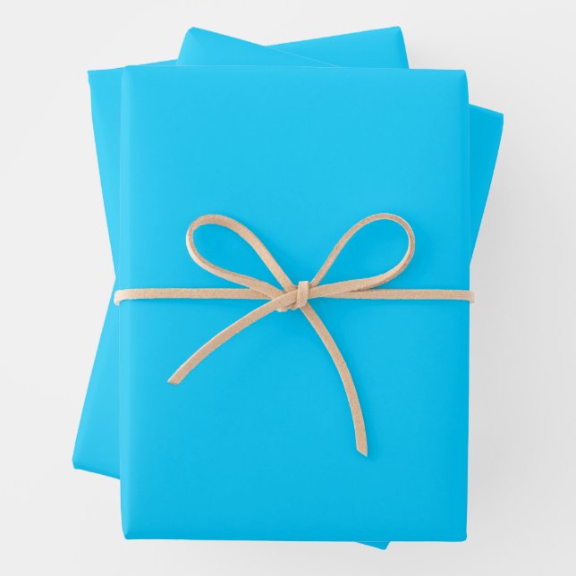 Vivid Sky Blue Solid Color Wrapping Paper Sheets (In situ)