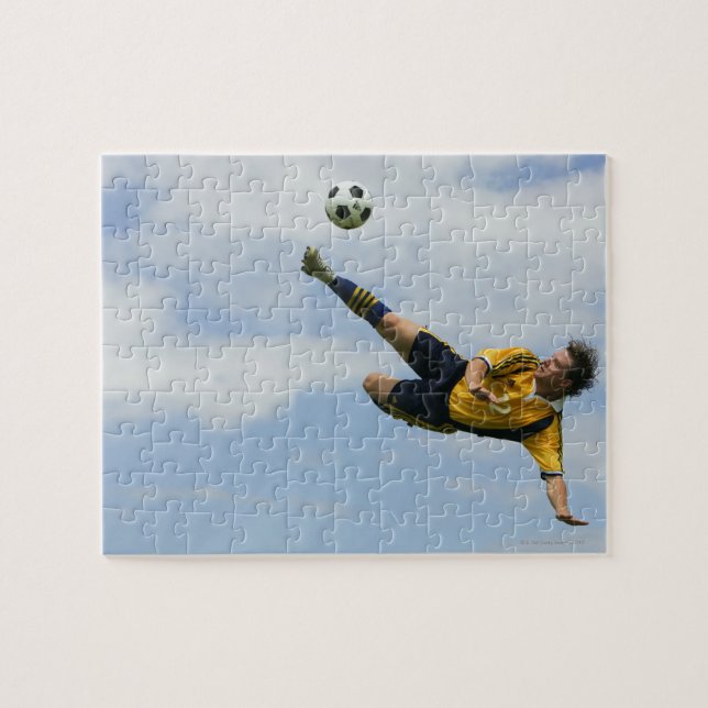 Volley kick 2 jigsaw puzzle (Horizontal)
