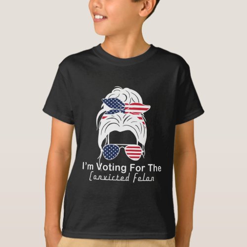 Voting For The Convicted Felon Cute Trump 2024 Mes T_Shirt