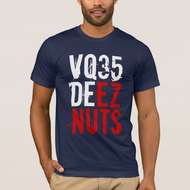 VQ35 DEEZ NUTS (red / white) T-Shirt (Front)