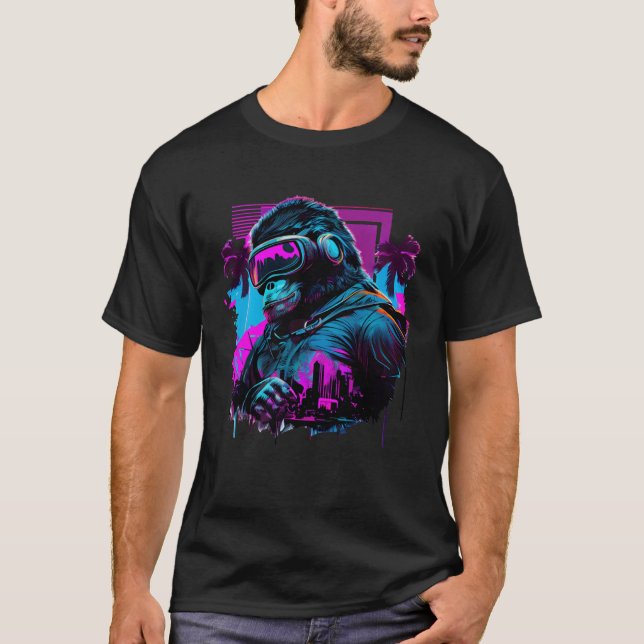 VR Gamer Gorilla In VR Headset Virtual Reality Gam T-Shirt (Front)