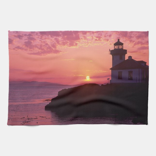 WA, San Juan Island, Lime Kiln Lighthouse, 1919, Towel (Horizontal)
