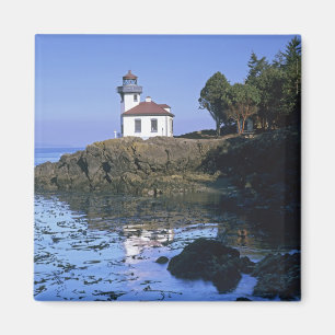 WA, San Juan Island, Lime Kiln lighthouse Magnet