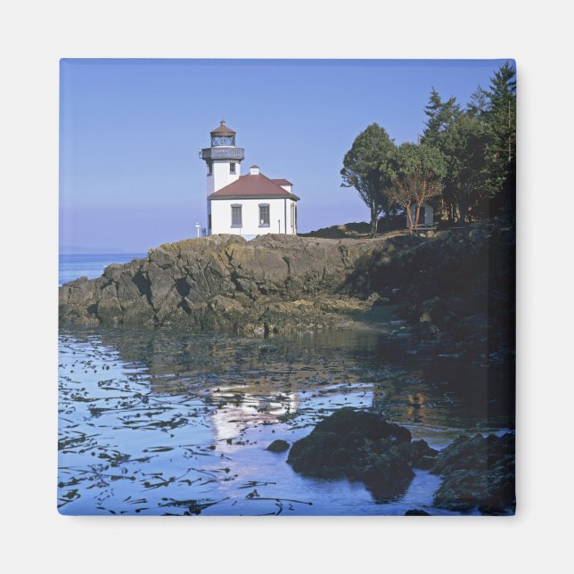 WA, San Juan Island, Lime Kiln lighthouse Magnet (Front)