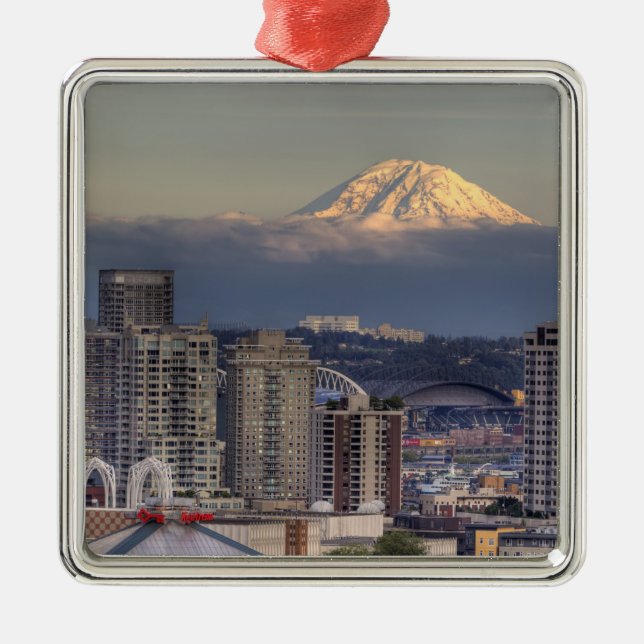 WA, Seattle, Mount Rainier from Kerry Park Metal Ornament (Front)